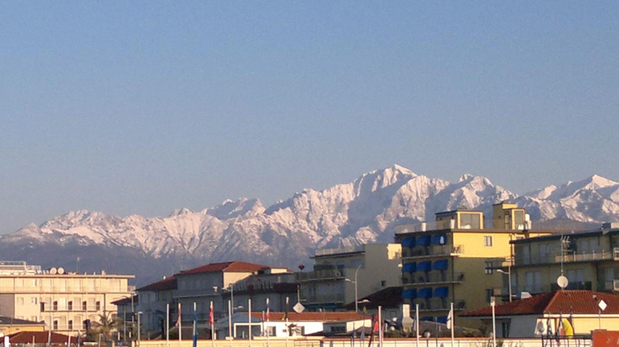 Dependance Dell'Hotel Sole E Mare Lido di Camaiore Exterior photo